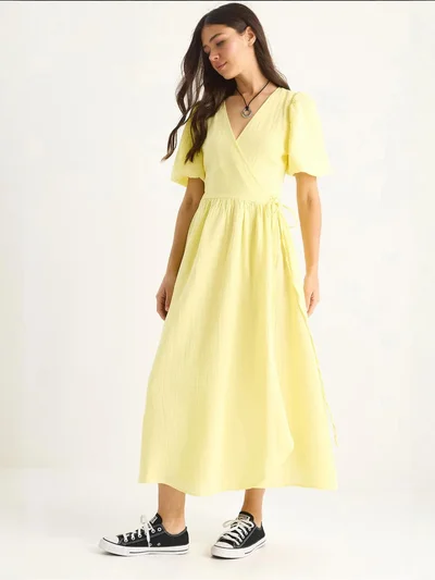 Bianco Lucci LUCCI Textured V-neck Midi Dress with Wrap Closure