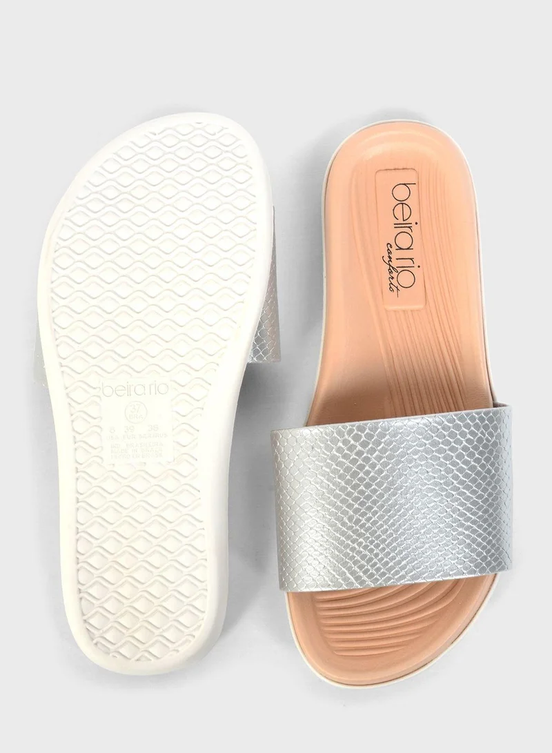 Beira Rio Georgie Flat Sandals