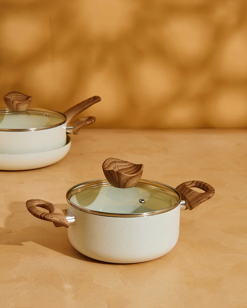 REDTAG Beige Aluminum Non Stick Dutch Oven With Glass Lid (18Cm)