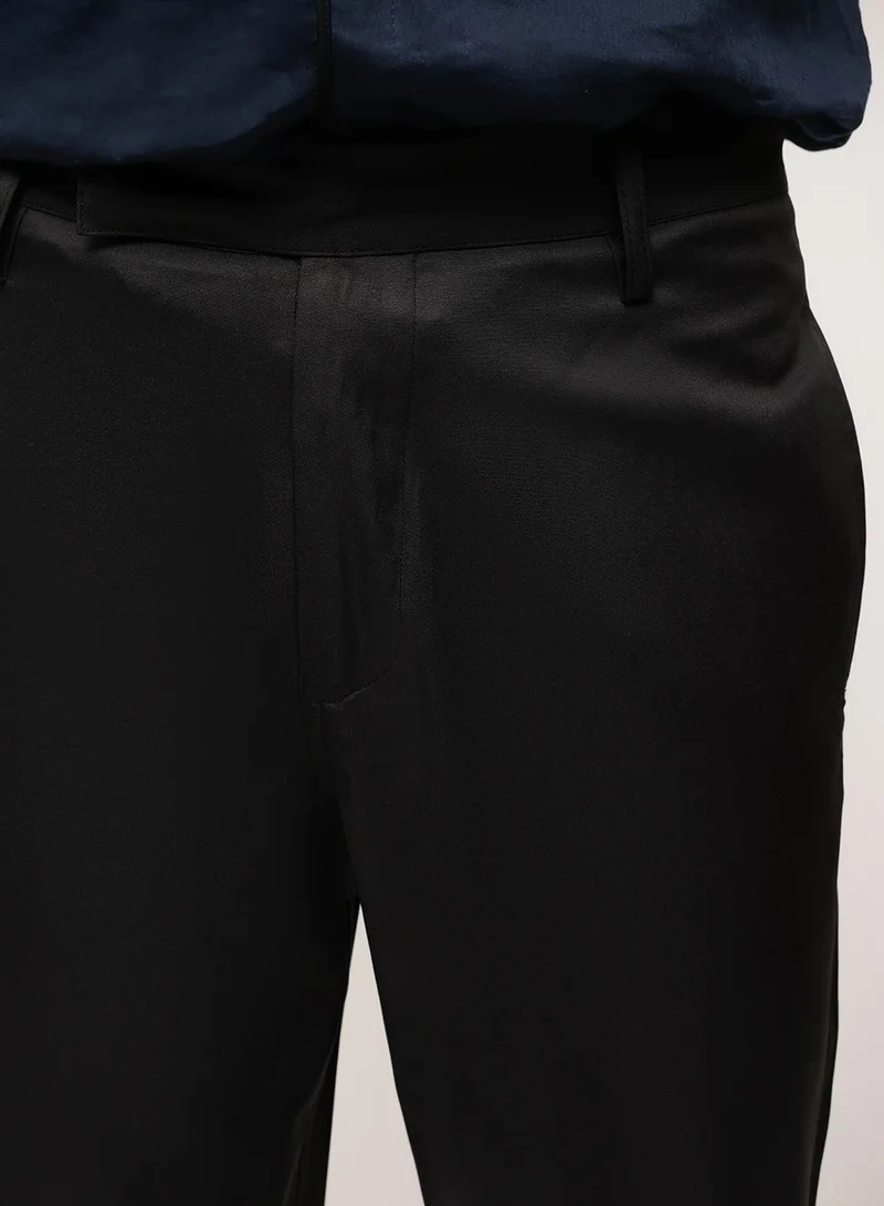 Dennis Lingo  Black Cotton Solid Print Relaxed Chinos Trouser For Men for Men | Best Price UAE