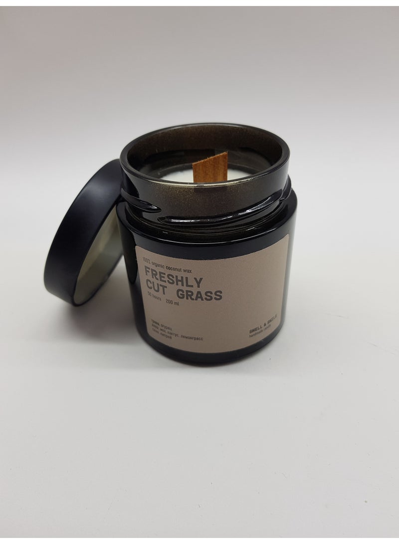 Scented Candle in Amber Glass Jar 200ml – FRESHLY CUT GRASS, Natural Coconut Soy Wax, Wooden Crackling Wick, Green Herbal Aroma, IFRA & REACH Certified - Image 3