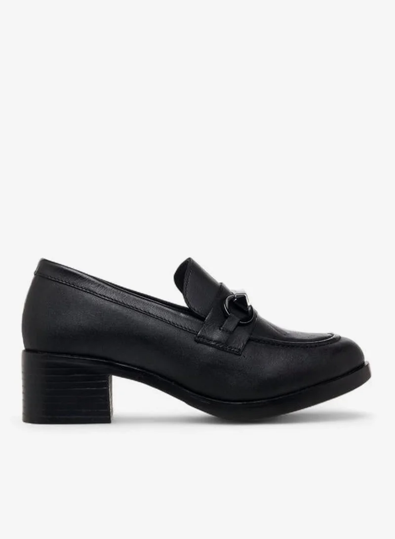 بابريكا نسائي كعب عريض لوفر