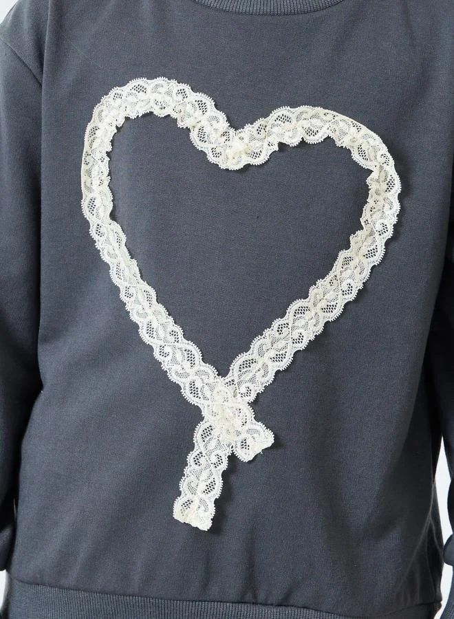ستايلي Styli Girls Heart Lace Sweatshirt and Flared Legging Set