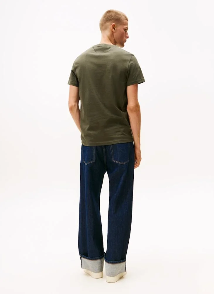 تومي جينز تيشيرت نحيف بطبعة علم