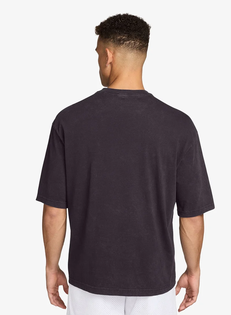 جوردن تيشيرت جوردن كبير الحجم معاد إصداره