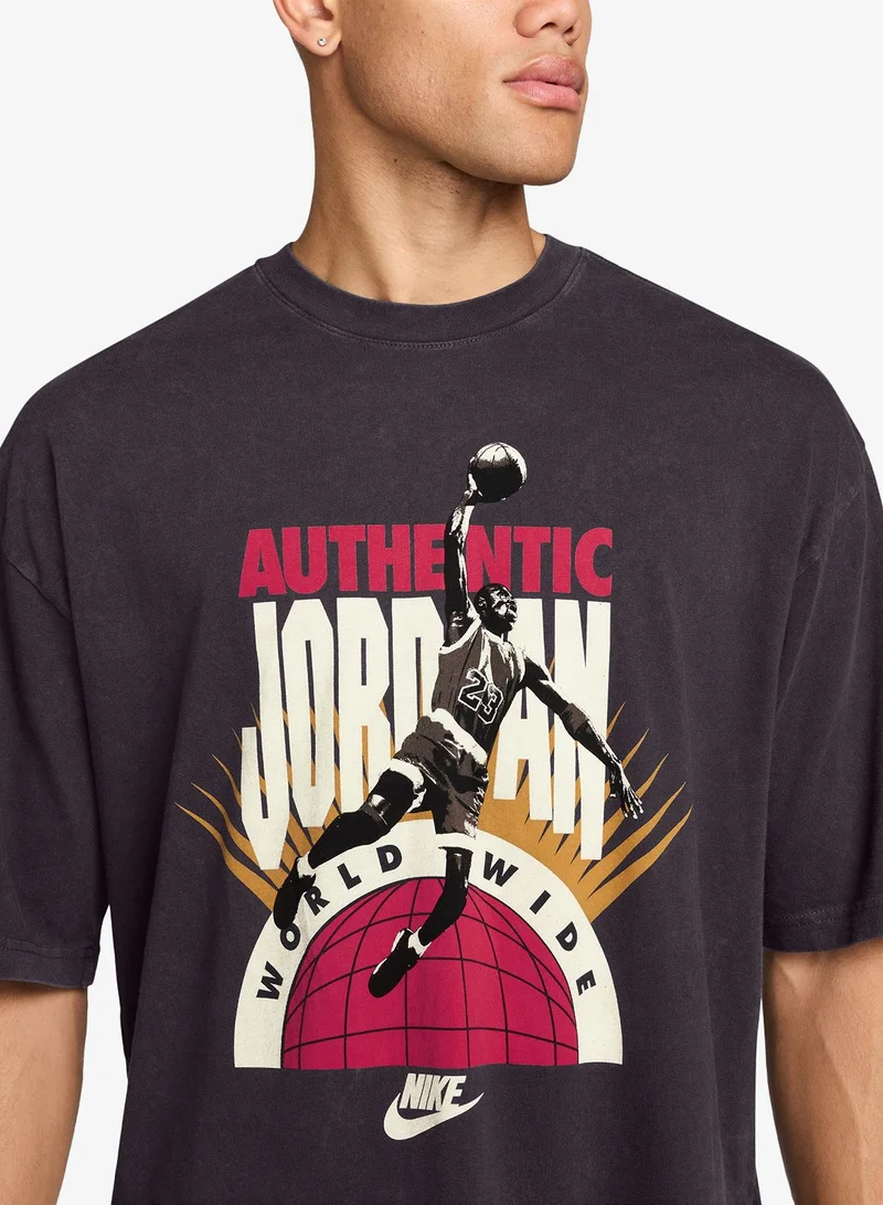 Jordan  Jordan Reissue Oversized T-Shirt for Men | Best Price UAE