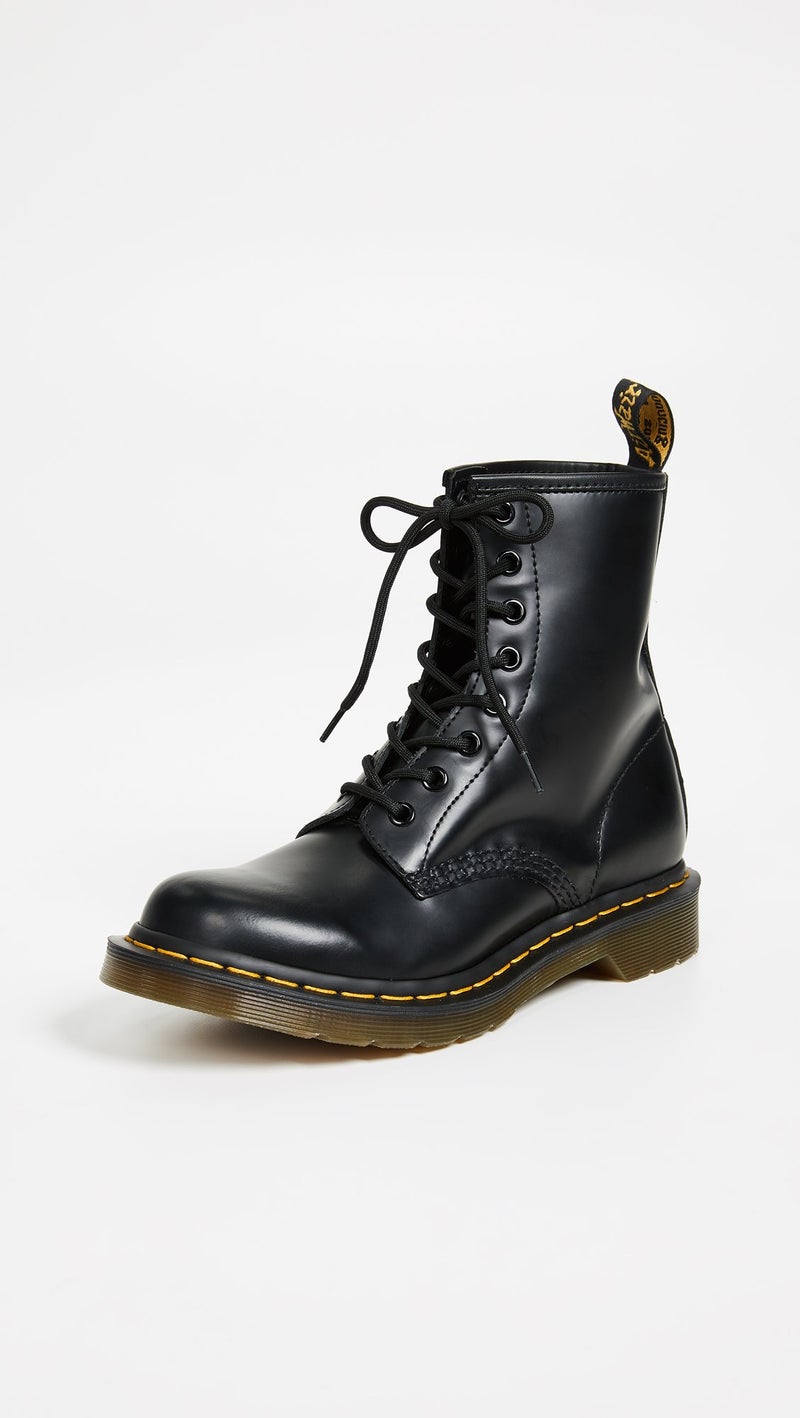 Dr Martens حذاء دكتور مارتنز النسائي 1460 جلد ناعم 8 عيون، أسود، 5 - Image 2