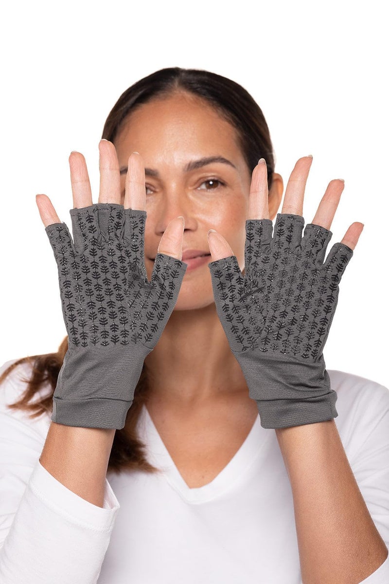 Coolibar Fingerless UV Sun Gloves - UPF 50+ Sun Protection - Ouray in Charcoal - Image 5