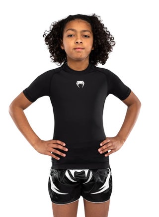 VENUM CONTENDER KIDS RASHGUARD SHORT SLEEVES BLACK - pzsku/ZBDAC1E32C73ABB8FB89EZ/45/1744265829/0b453cb6-6b9e-40ff-8fb3-4726a7266f3b