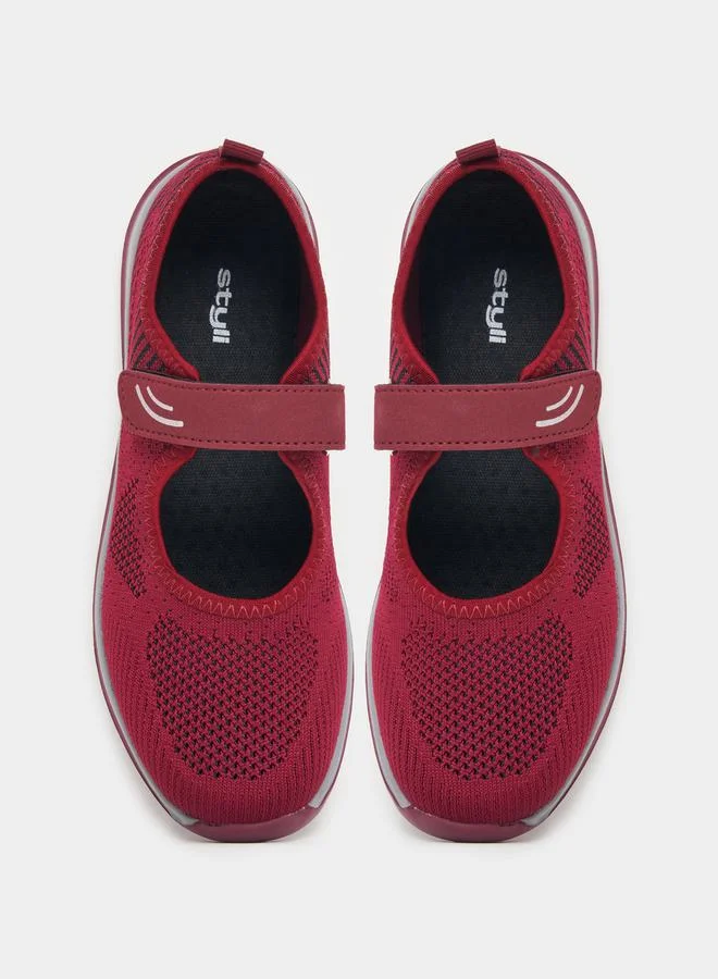 Styli Mesh Design Strapped Casual Shoes