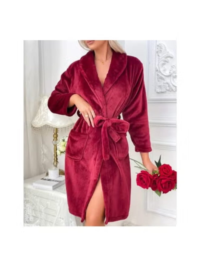 Hanady Women's short robe in attractive burgundy color - soft polar and sheen fabric for comfort and elegance - one size up to 85 kg - Image 3
