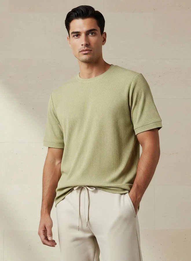 Iconic Iconic Men Regular Fit Crew Neck Short Sleeve Ribbed T-shirt