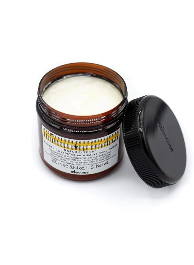 Davines بلسم المعجزة النباتي المغذي من ناتشورالتك، يرطب ويعزز الشعر الهش وغير المنظم، يضيف نعومة مع إضاءة، 8.84 أونصة. - Image 5