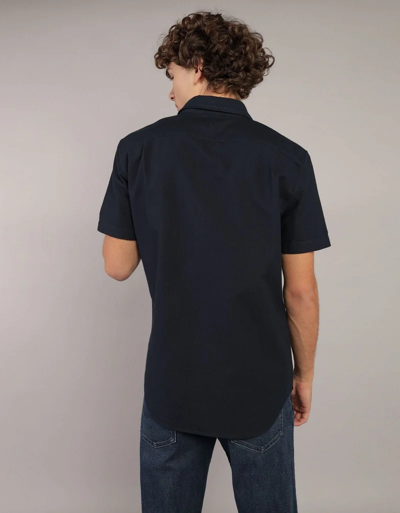 American Eagle  AE Short-Sleeve Classic Fit Button-Up Shirt for Men | Best Price UAE
