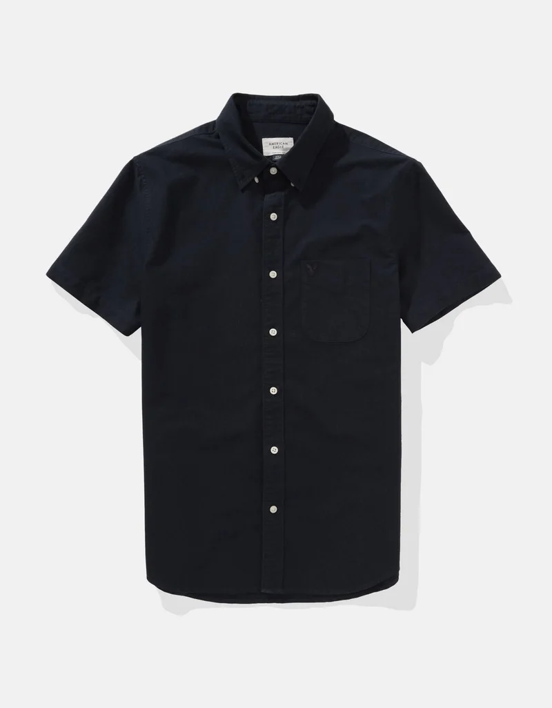 American Eagle  AE Short-Sleeve Classic Fit Button-Up Shirt for Men | Best Price UAE