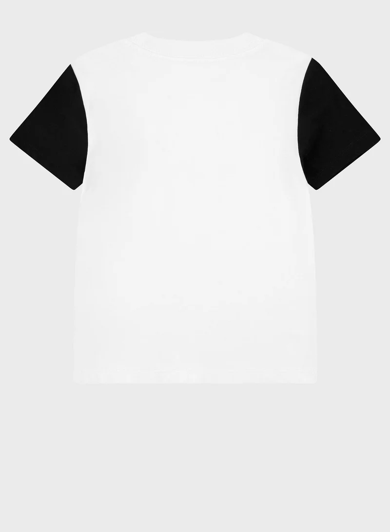 Nike Infant Your Move T-Shirt