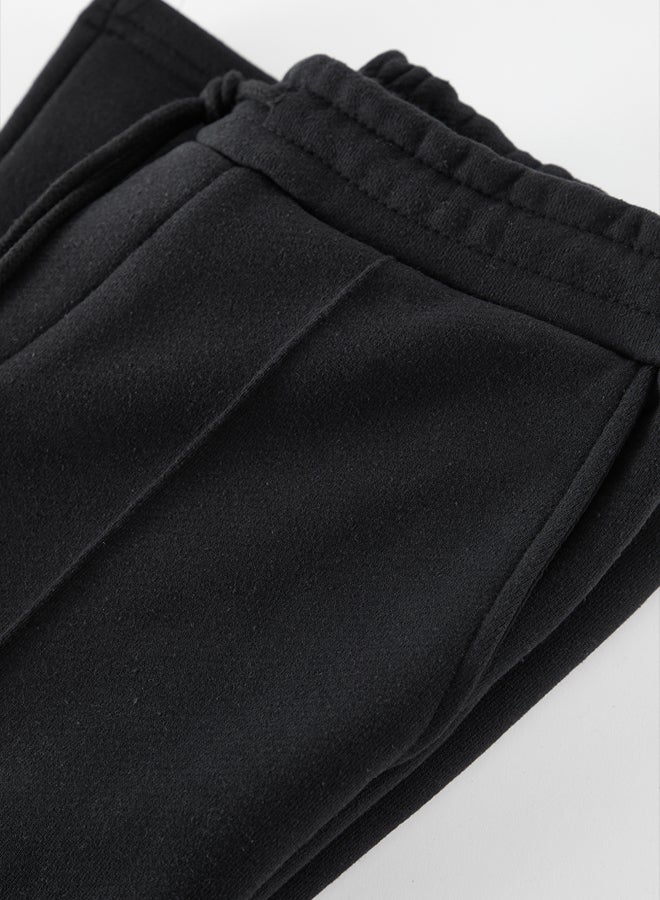 trendyol Black Straight Cut Thick Sweatpants with Label and Stitching Details TMNAW25EA00013  - Image 3