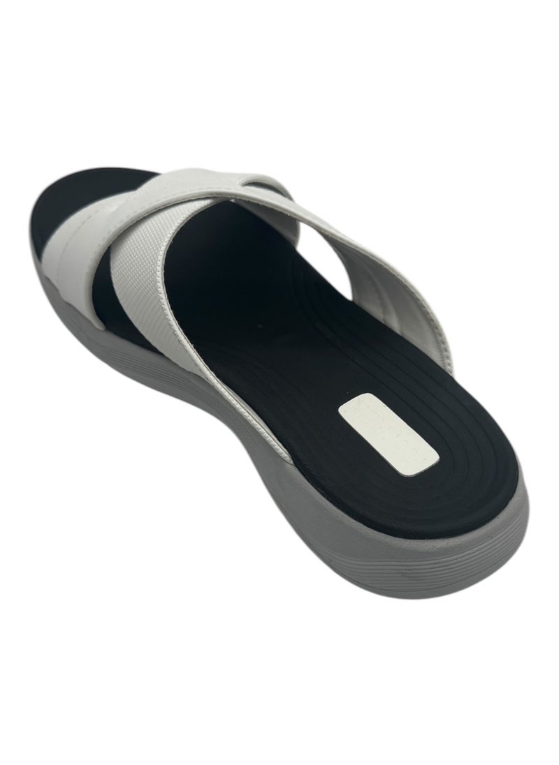 Footprint Lightweight Arabic slippers  - Image 4