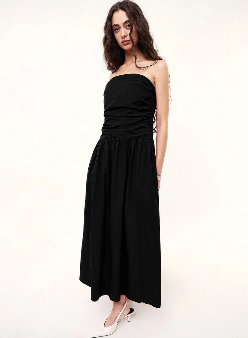 Dennis Lingo Women Black 100% Cotton Solid Midi Shift Fit And Flared Dress
