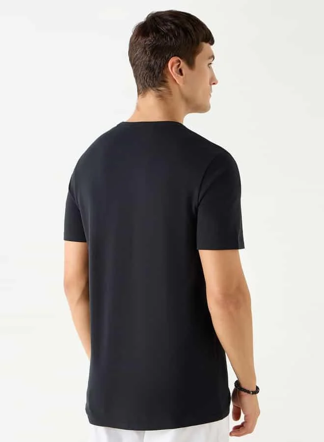 Iconic Iconic Slogan Print Crew Neck T-shirt with Short Sleeves