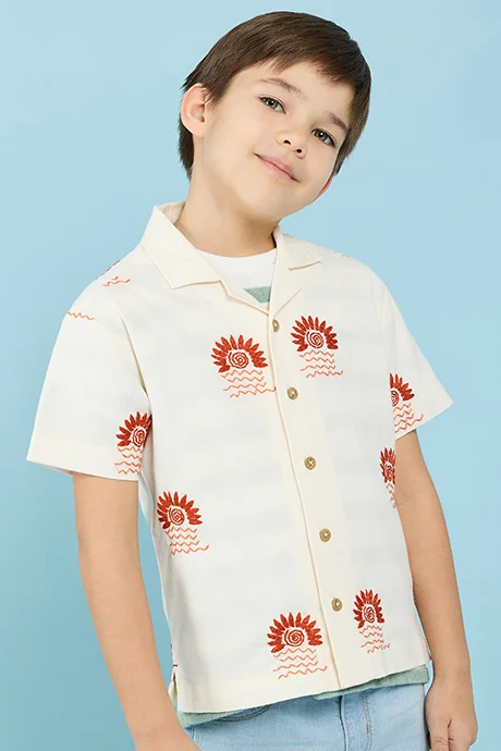 R&B Embroidered Shirt With Revere Collar And Short Sleeves