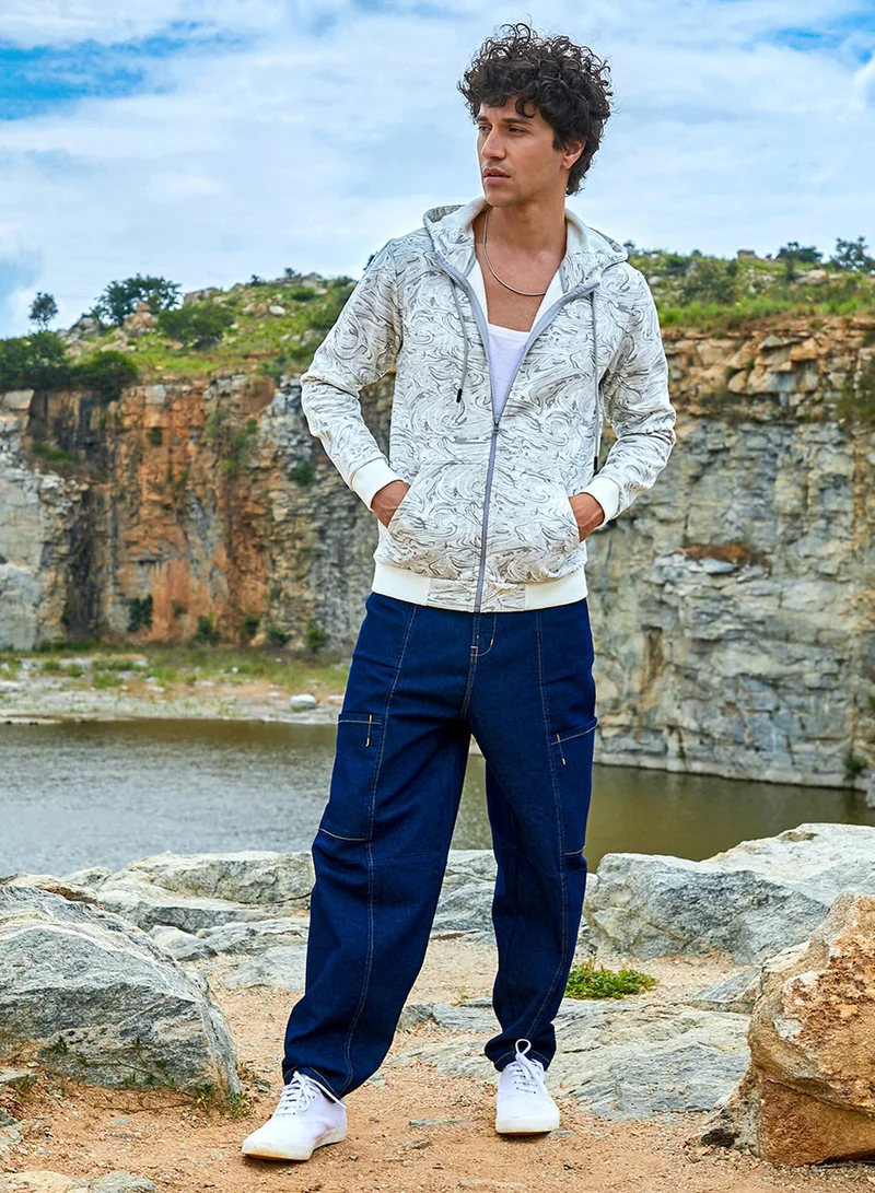 Campus Sutra Men's White & Black Contrast Fluid Zip Front Hoodie