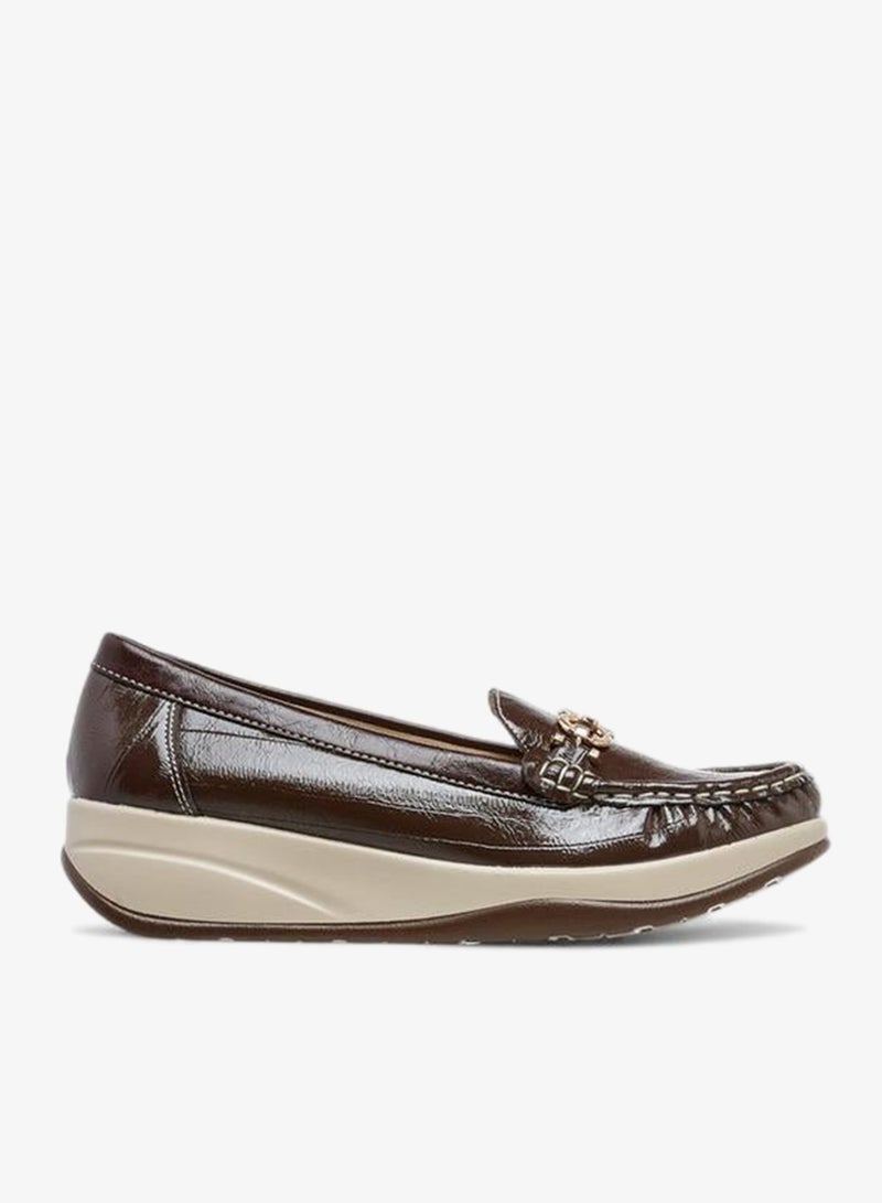Le Confort Metallic Accent Slip-On Comfort Loafers With Wedge Heel - Image 3