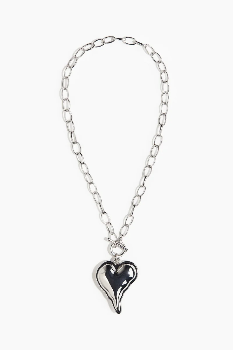 H&M Heart-pendant necklace
