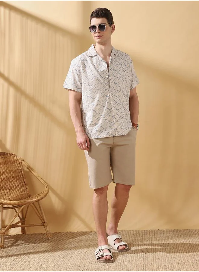 دينيس لينغو Regular Fit Solid Beige 100% cotton slub Mid rise Waist Knee Length Length Woven Weave Bermuda for Men with Button/Zip Closure -a go-to choice for versatile dressing.