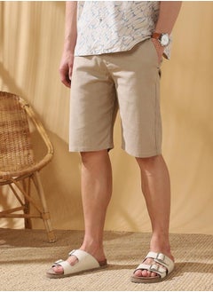 Dennis Lingo Regular Fit Solid Beige 100% cotton slub Mid rise Waist Knee Length Length Woven Weave Bermuda for Men with Button/Zip Closure -a go-to choice for versatile dressing.  - Image 2
