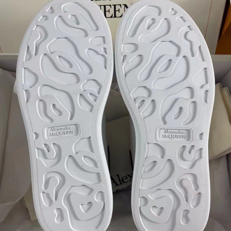 Luxury High-End Mcqueen New Fashion Versatile Breathable Sneakers Casual Sports Shoes Breathable Height-Increasing Shoes - Image 5