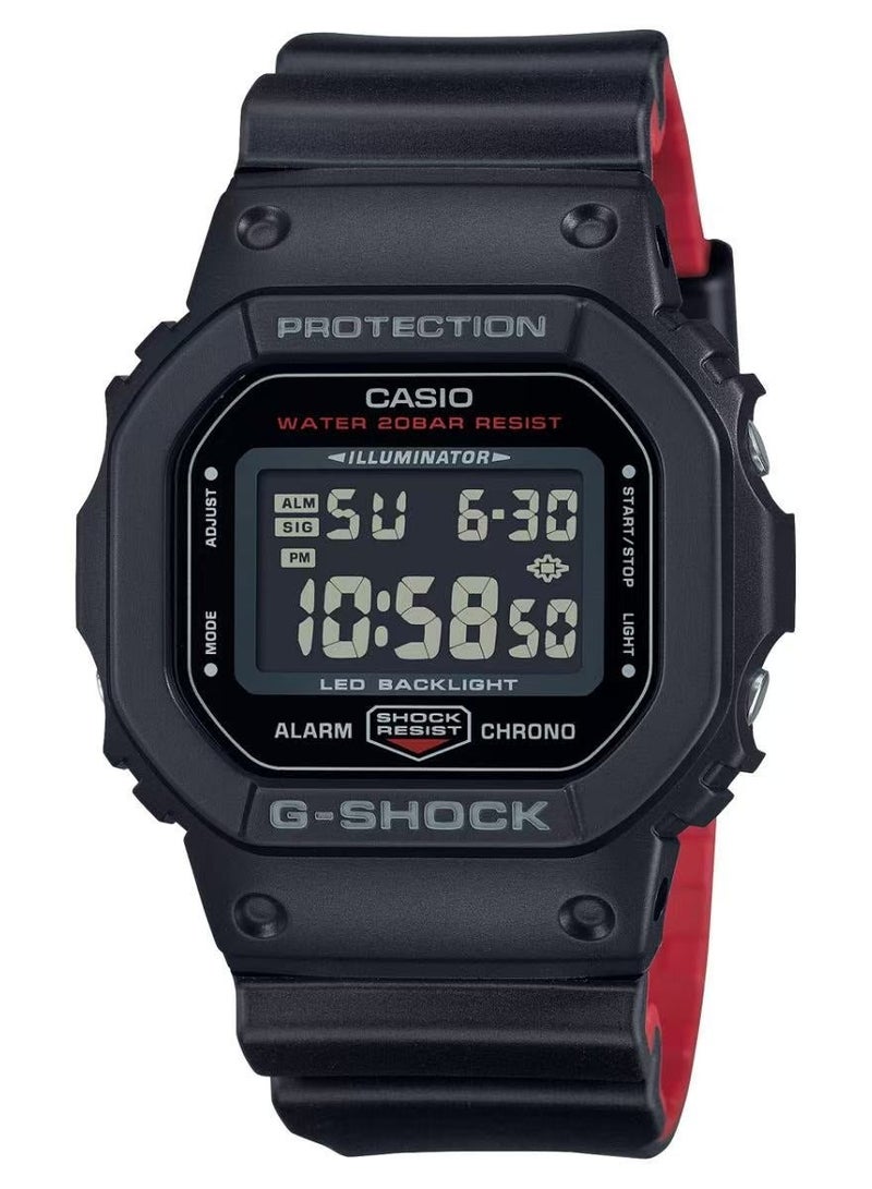 كاسيو ساعة رجالية كاسيو متعددة الاستخدامات وعصرية بمربع صغير G-SHOCK باللونين الأسود والأحمر تصميم مربع كلاسيكي - Image 1