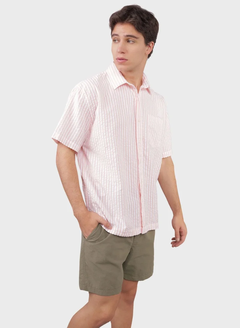 American Eagle Essential Button-Up Poolside Shirt