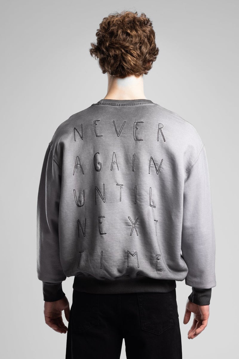 Catch Back Embroidered Detail Spray Washed Sweatshirt - Image 4