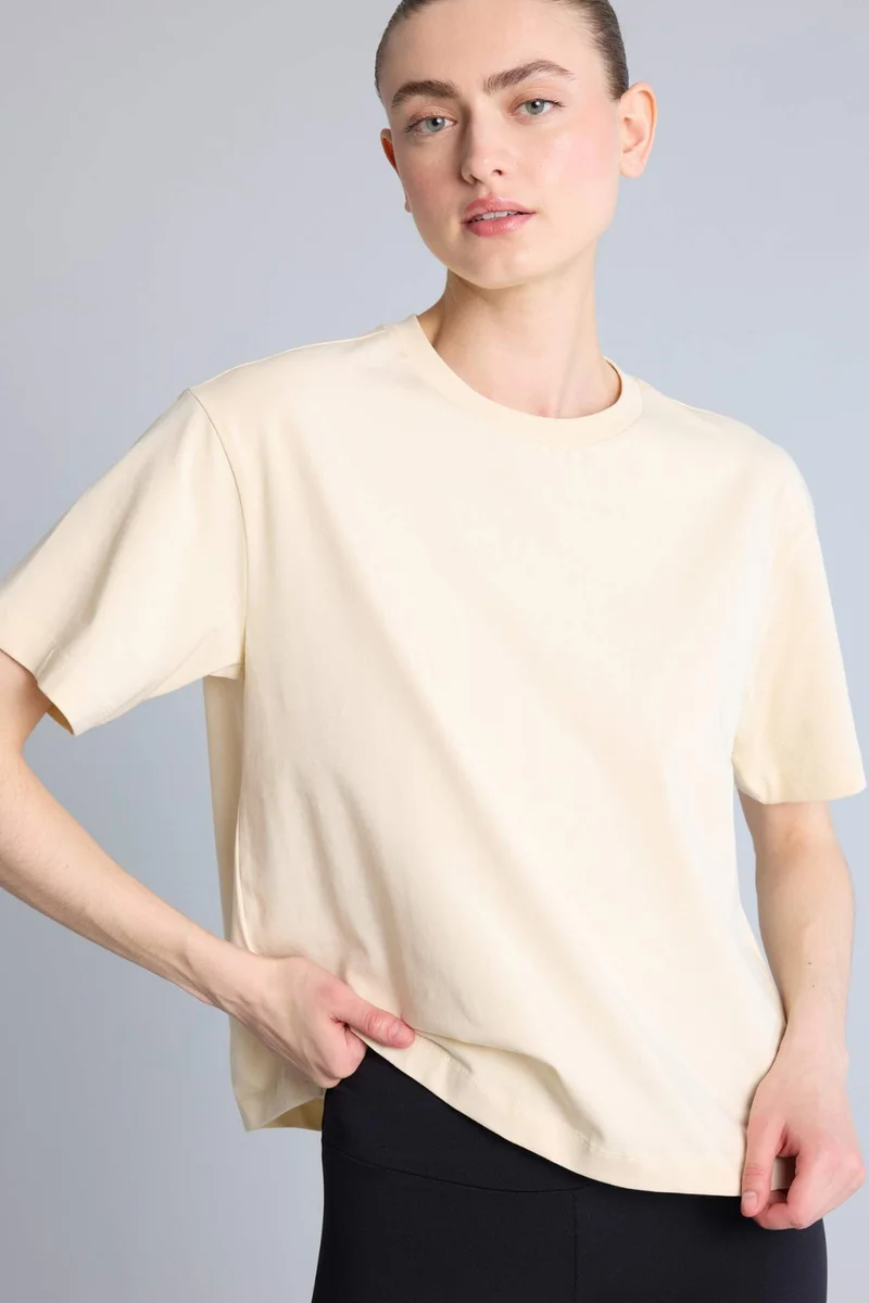 ديفاكتو Comfort Fit Crew Neck Sports T-Shirt