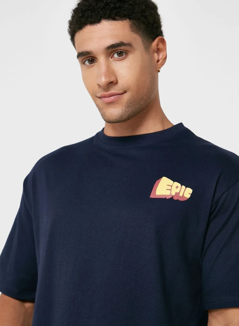 سفنتي فايف تيشيرت كبير الحجم مزين برسومات