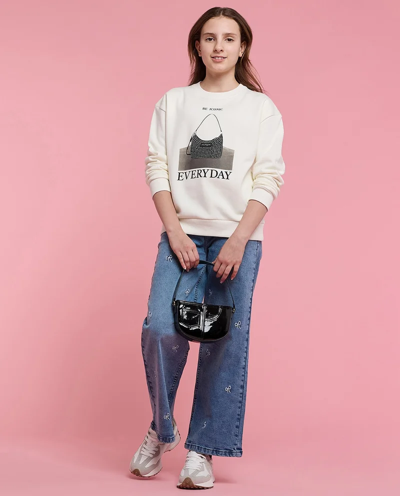 R&b Typography Print Sweatshirt with Crew Neck and Long Sleeves