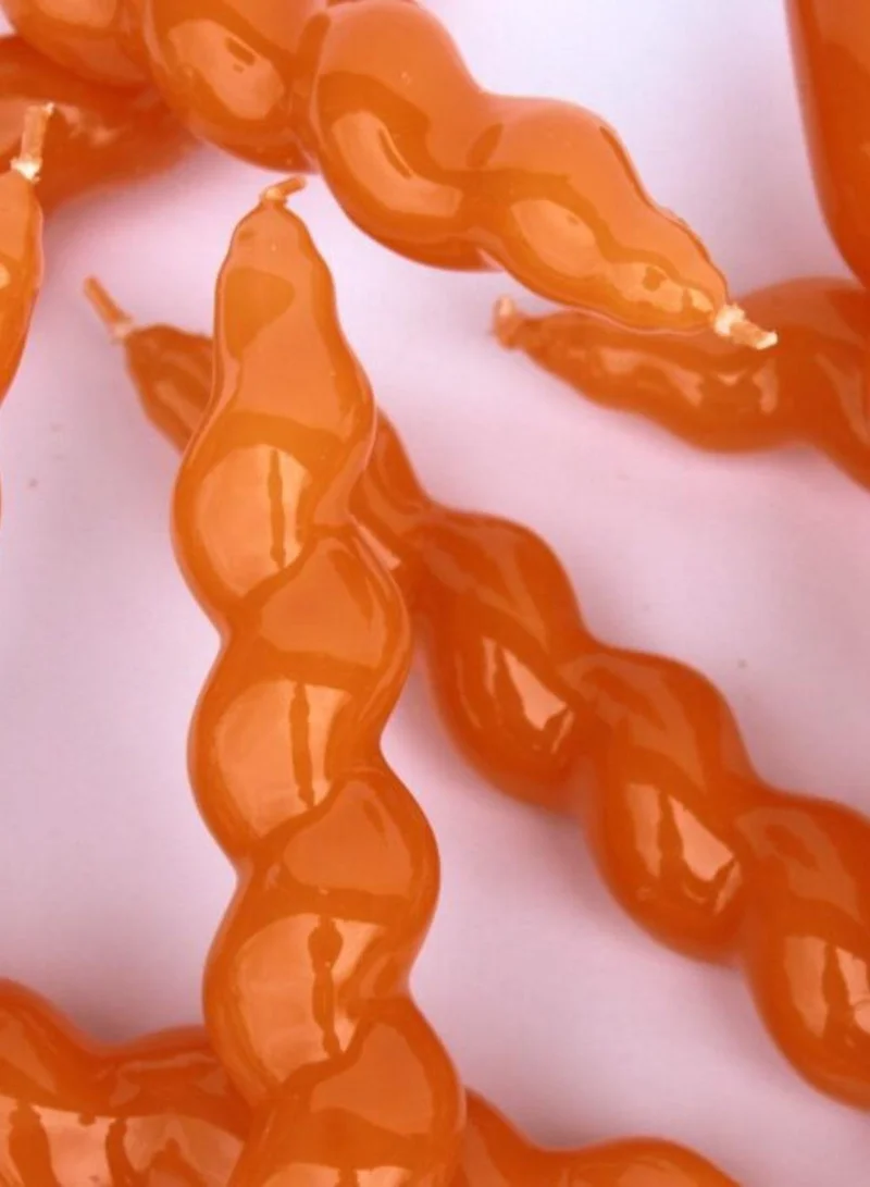 Maegen Spiral Taper Candle -Tangerine
