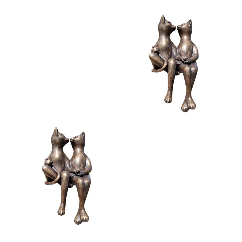 2 pcs Couple Cat Resin Statue Lovely Cat Figurine Unique Home Desktop Decoration - Image 1