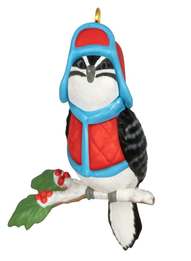 Hallmark Keepsake زينة عيد الميلاد الصغيرة من هولمارك كيبسيك، مقاس 1 بوصة، إصدار 2025، مخلوقات صغيرة لطيفة، هدايا لمحبي الطبيعة - Image 1