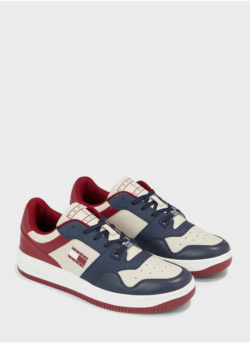 TOMMY JEANS Logo Basket Low  Top Sneakers