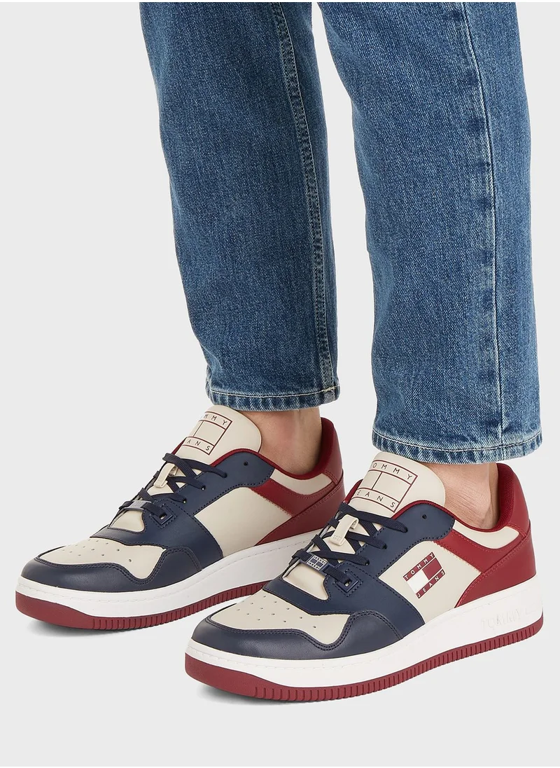 TOMMY JEANS Logo Basket Low  Top Sneakers