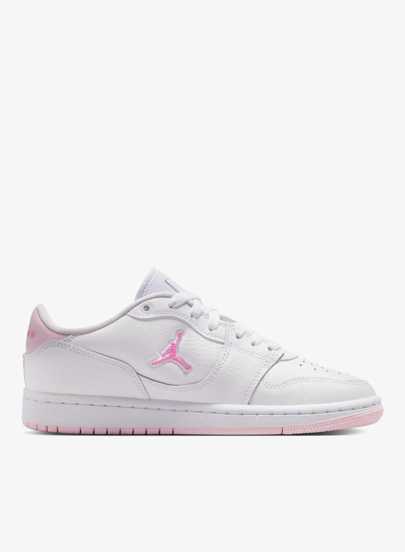 Jordan White Kids' Court Connect Low Shoes  | Best Price UAE