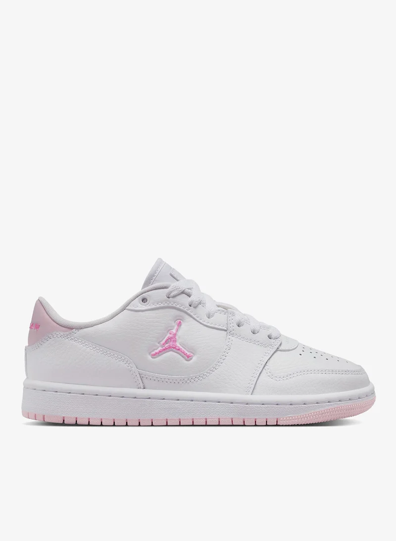 Jordan White Kids' Court Connect Low Shoes  | Best Price UAE