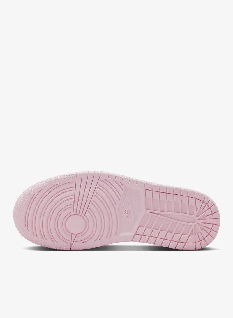 Jordan White Kids' Court Connect Low Shoes  | Best Price UAE