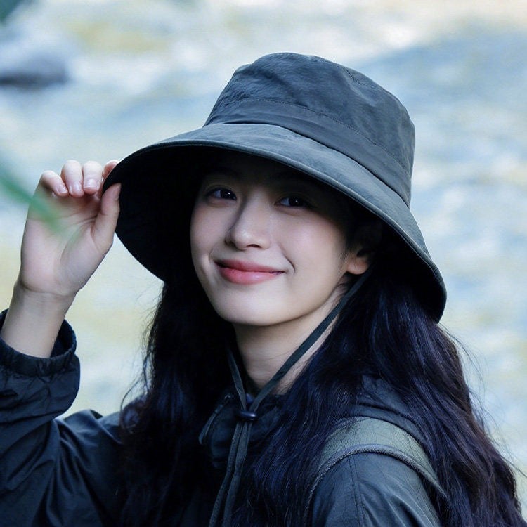 Women's Outdoor Fisherman Hat Sun Protection Bucket Hat with Adjustable Drawstring - Image 3