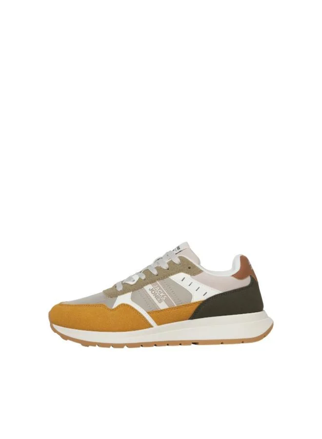 Casual Low Top Sneakers