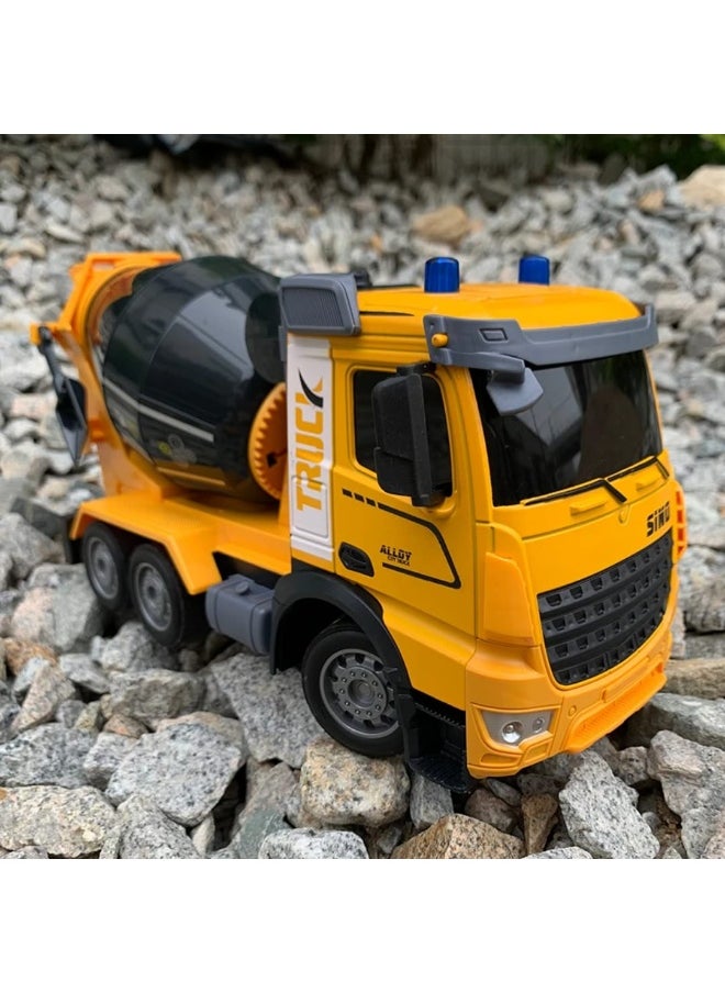 Concrete mixer truck with remote control - 11 channels - 1:12 scale for kids  - Image 5