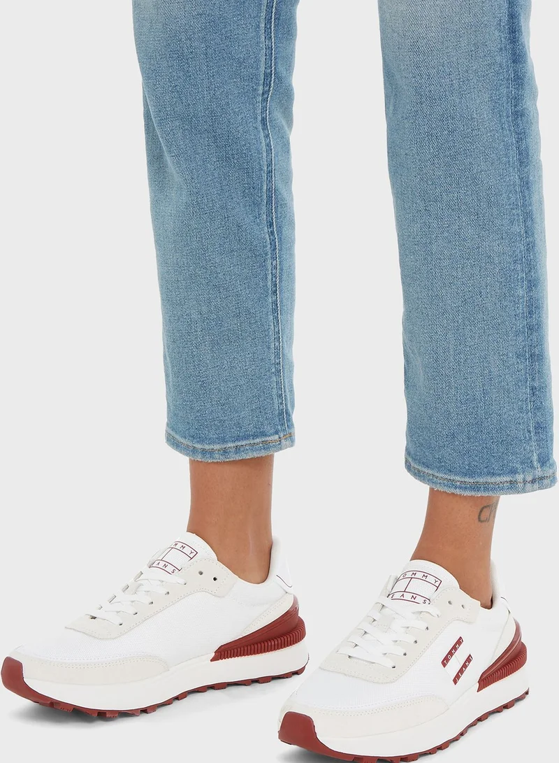 TOMMY HILFIGER Essential Low Top Sneakers
