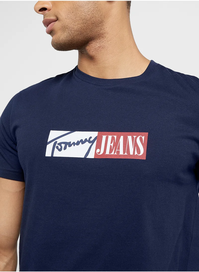 تومي جينز Graphic Logo Crew Neck T-Shirt